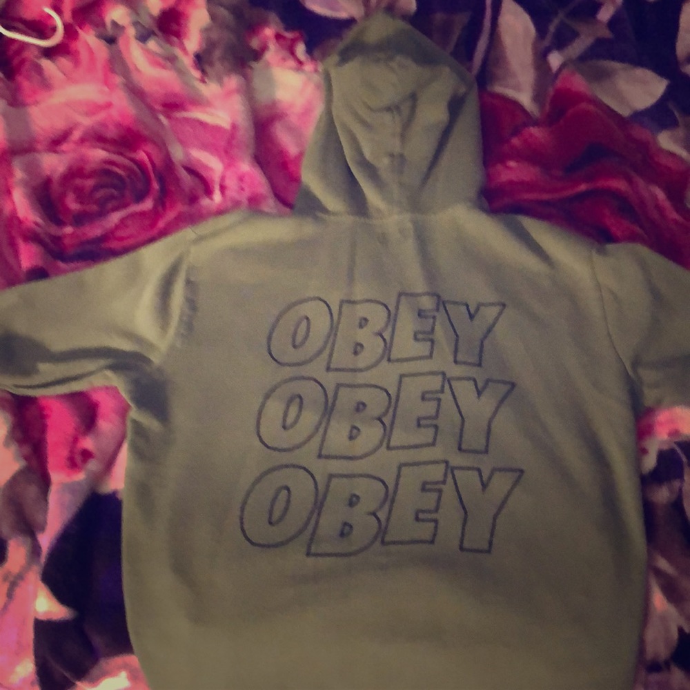 Obey hoodie